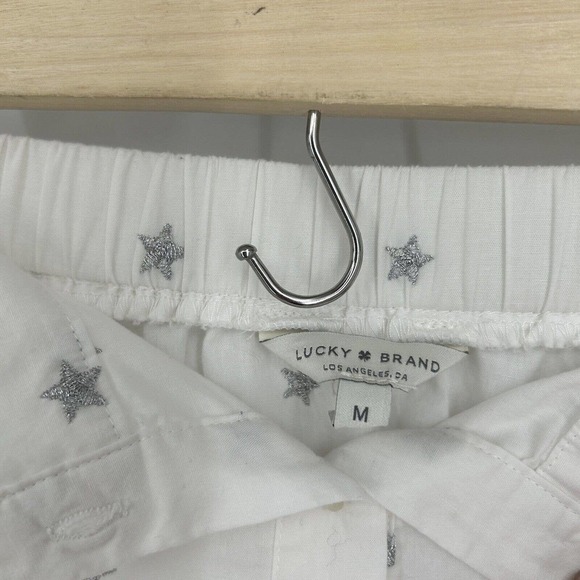 Lucky Brand Off The Shoulder Top White Silver Star Embroidered Button Up Size M - Picture 10 of 11